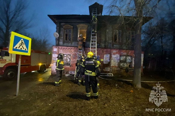 В Ивановской области тушили 2 нежилых здания